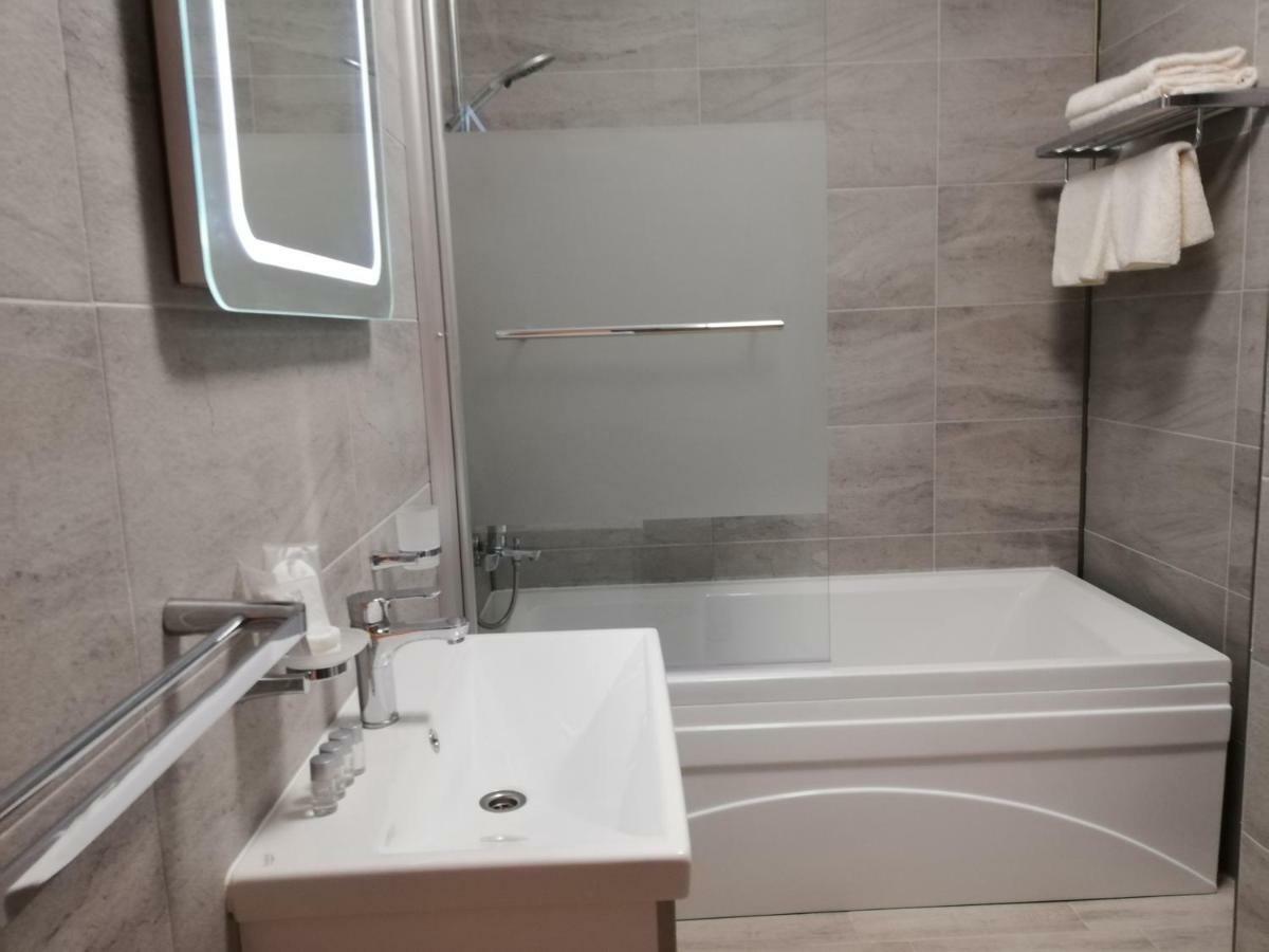 Umi Apartment Alezzi Resort Năvodari Extérieur photo
