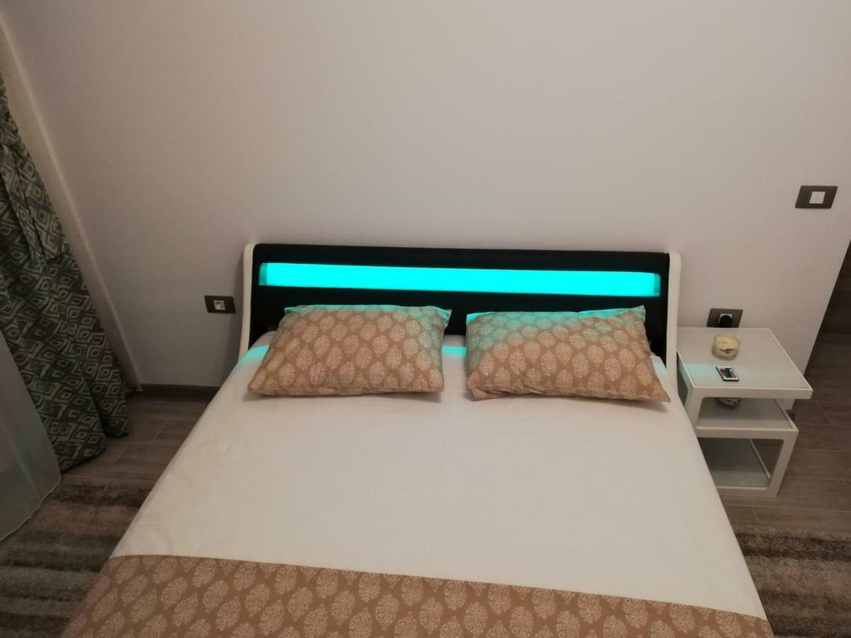 Umi Apartment Alezzi Resort Năvodari Extérieur photo